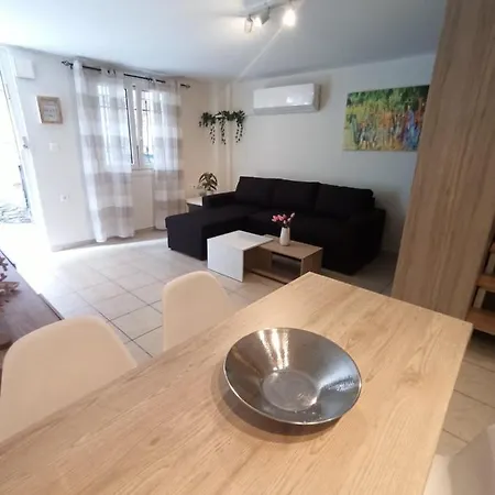 Casa Blanca Apartment Kavala
